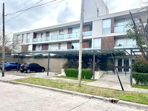 Gabriela Mistral al 600 esquina Alta Gracia