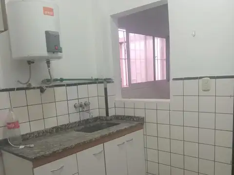 Depto Tipo Casa en Alquiler 50 años