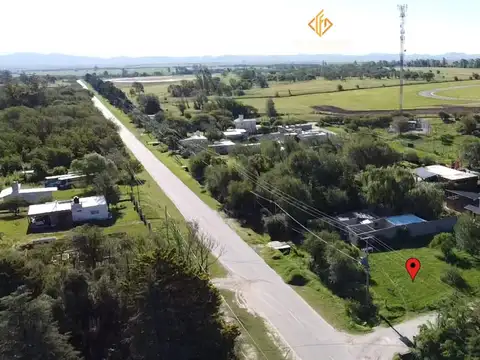 Terreno en Venta en Villa Parque Santa Ana, Santa María