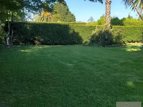 Casa en Venta con 5 cocheras