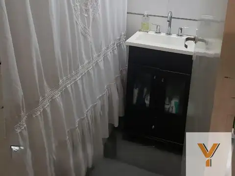 Depto Tipo Casa 2 ambientes con 1 baño