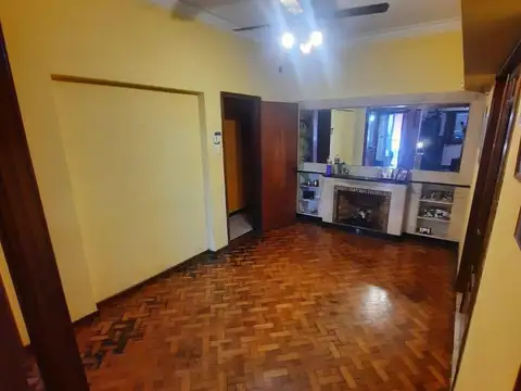 Casa en Venta en Barrio España y Hospitales, USD 110.000