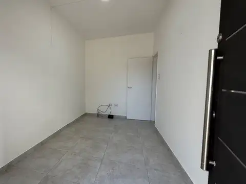 VENTA CASA 2 DORMITORIOS PATIO Y COCHERA