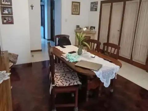 Depto Tipo Casa en Venta en Echesortu, USD 120.000