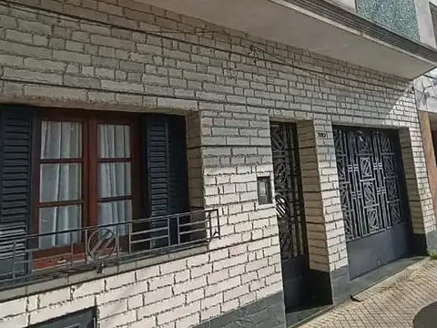 Zeballos 3913 , Piso PB