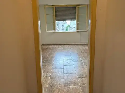 Departamento en Alquiler en Balvanera, $ 690.000