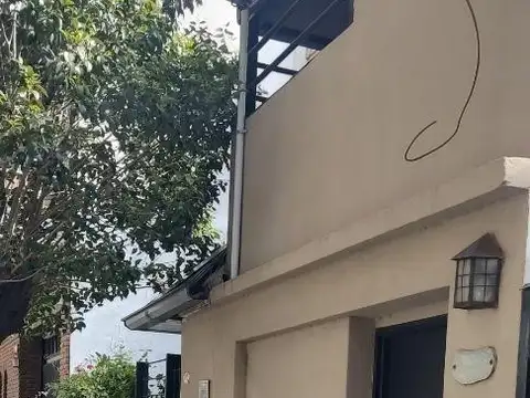 Depto Tipo Casa en Venta de 2 ambientes