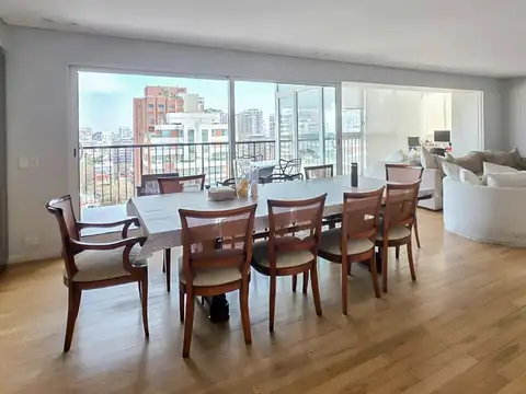 Departamento en Venta de 4 dormitorios
