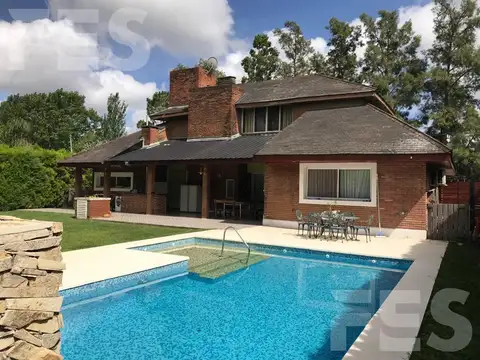 Casa en Venta de 5 dormitorios
