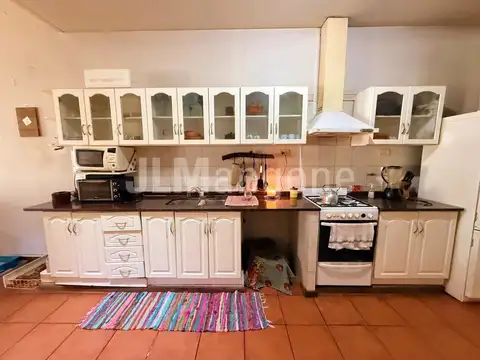 Casa 3 ambientes con 2 baños