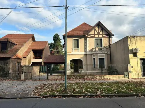 Casa en Venta en Lomas de Zamora, USD 320.000