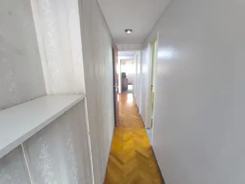 Departamento 4 ambientes con 2 baños