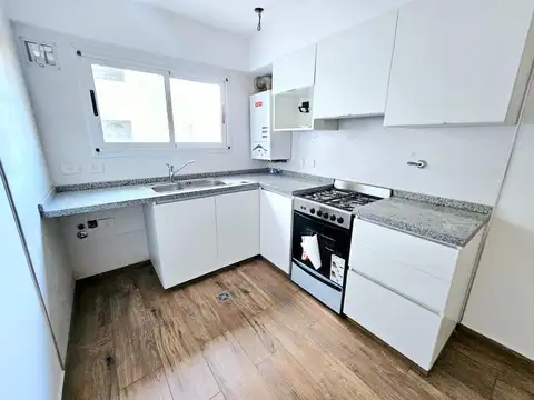 Departamento 4 ambientes con 3 baños