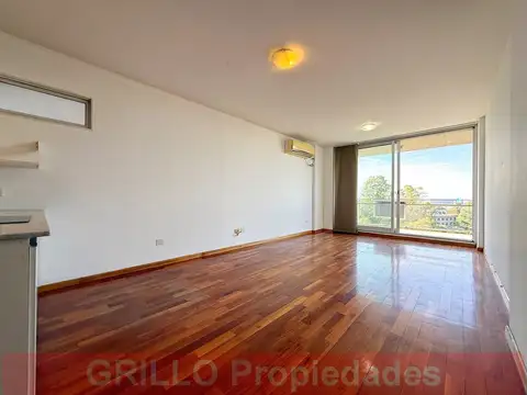 Avenida Del Libertador 100, Piso 8