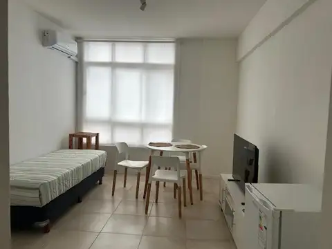 Maipú 300, Piso 13