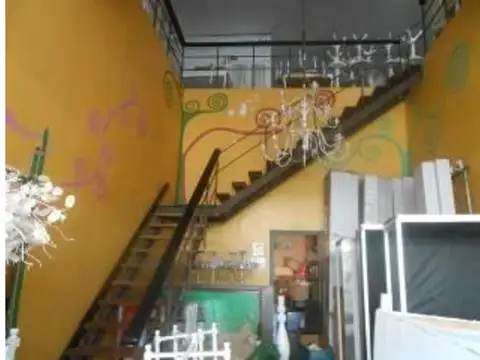 Avenida Almirante Brown 800