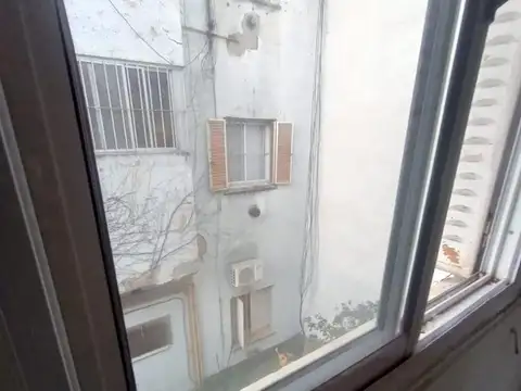 Avenida Hipólito Yrigoyen 4100