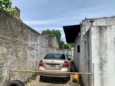 Casa en Venta en La Plata [Cod: ]