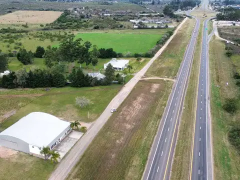 ALQUILER COMERCIAL Y LOGÍSTICO SOBRE AUTOVÍA 14 CONCEPCION DEL URUGUAY