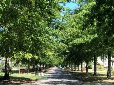 Venta. Terreno Lote en Barrio Privado San Joaquín. Capilla del Señor
