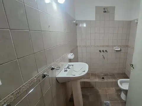 Casa 2 dormitorios - Apta Crédito - Zona EET Nº1