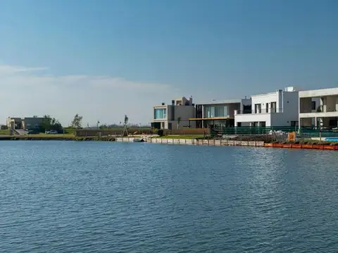 VENTA LOTE LAGUNA CANNING BARRIO DAMASIA AL SUR