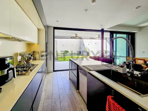 Casa en Venta al Oeste