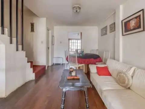 Depto Tipo Casa en Venta de 3 dormitorios