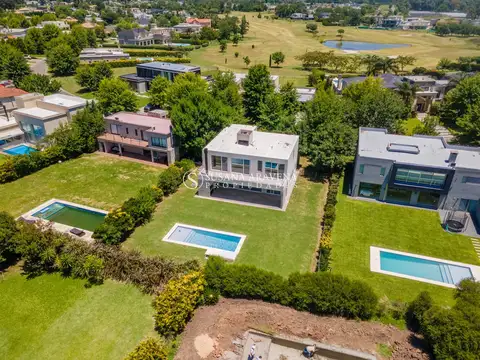 Casa en Venta de 5 dormitorios