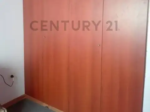 58 E/ 141 y 142 100, Piso 0