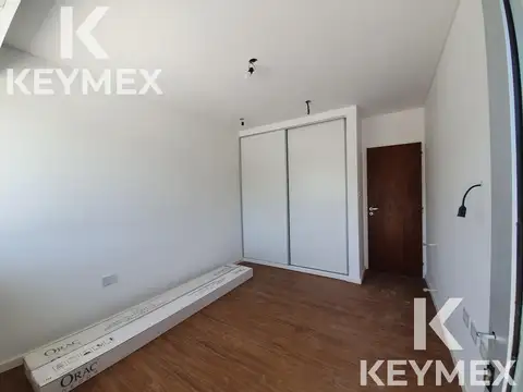 Departamento en Alquiler con 2 cocheras