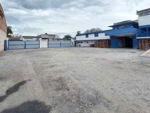 IMPRESIONANTE GALPÓN EN ALQUILER 