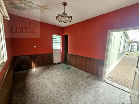Casa 4 ambientes con 1 baño