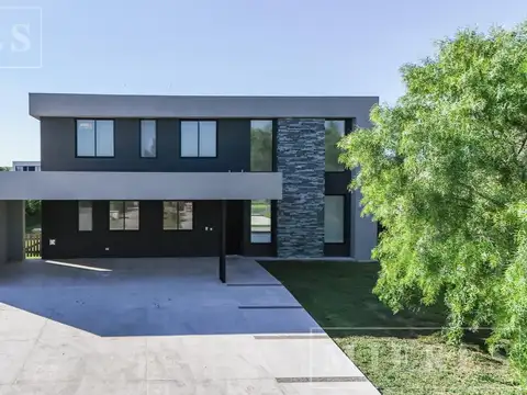 Casa en venta a la laguna Area 5 San Matias