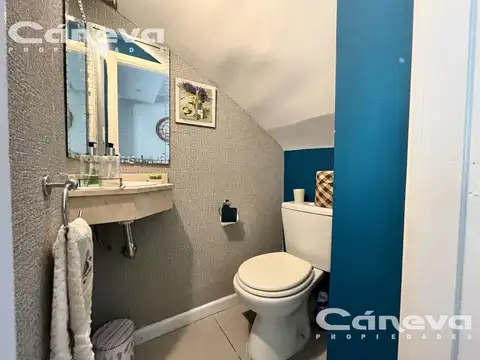 Depto Tipo Casa en Venta al Este