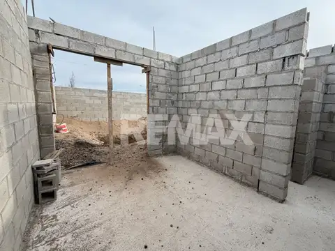 Casa 3 ambientes con 2 baños