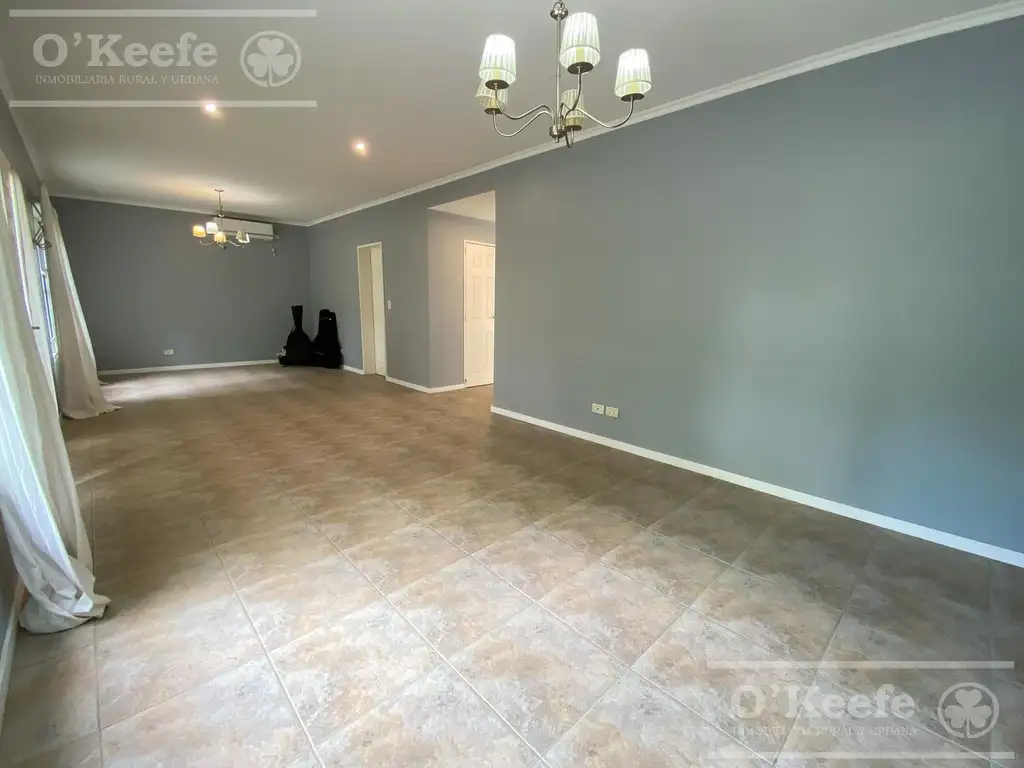 Casa en Venta  de 4 Ambientes En Club de Campo Abril Hudson Berazategui - Foto 19