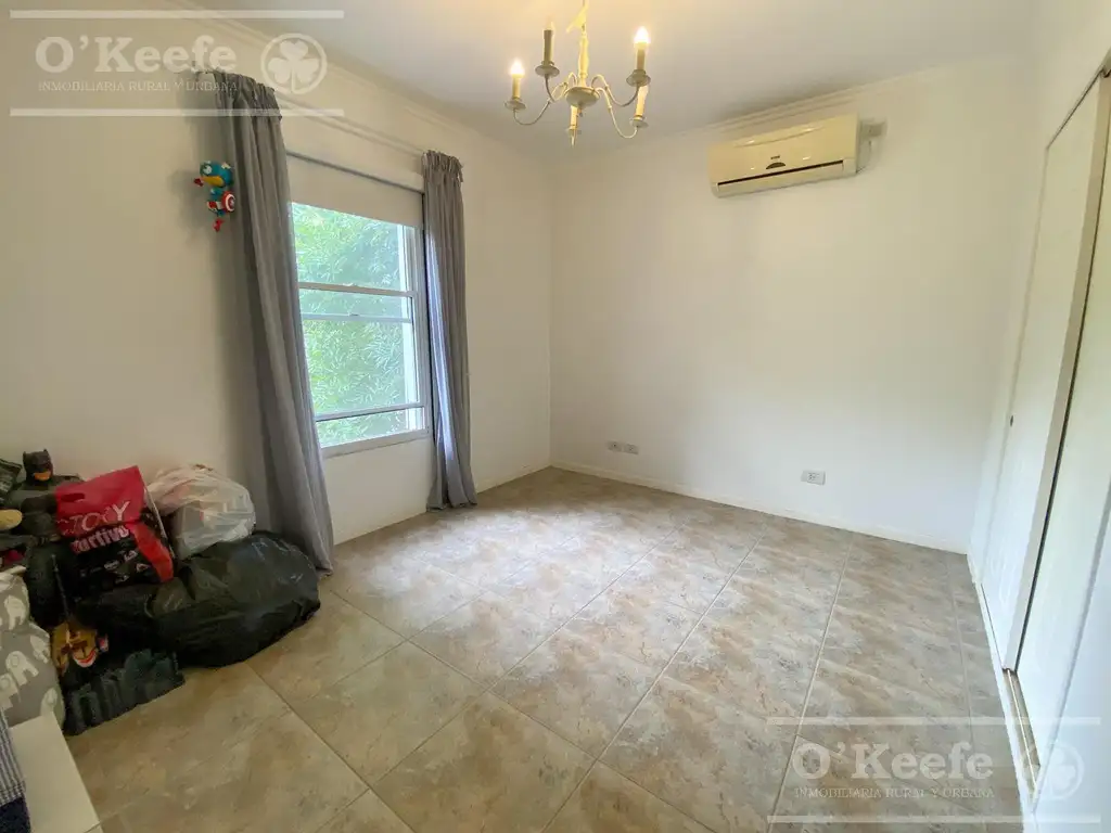 Casa en Venta  de 4 Ambientes En Club de Campo Abril Hudson Berazategui - Foto 33