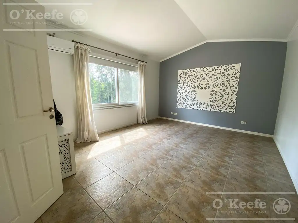 Casa en Venta  de 4 Ambientes En Club de Campo Abril Hudson Berazategui - Foto 27