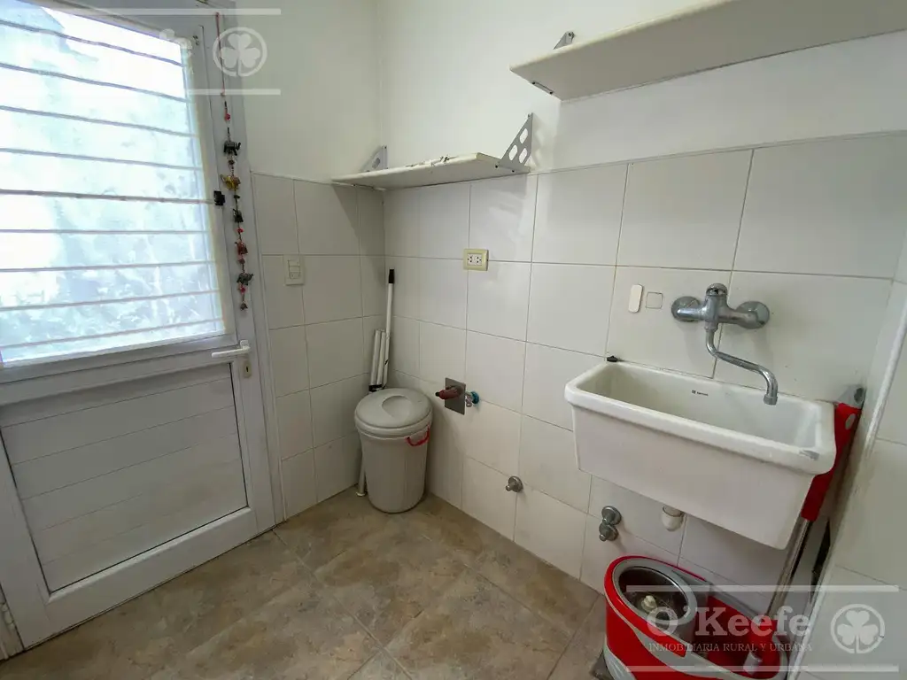 Casa en Venta  de 4 Ambientes En Club de Campo Abril Hudson Berazategui - Foto 16