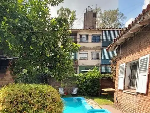Casa 6 ambientes con 3 baños