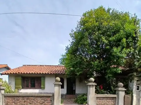 Casa en venta en Lanus Este