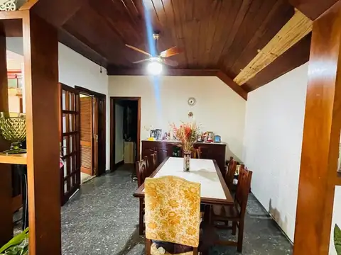 Casa en Venta en Arroyito, USD 160.000