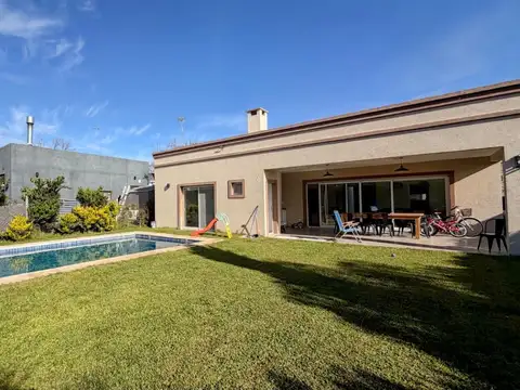 Casa en Venta en Pilar del Este - San Alfonso, USD 190.000