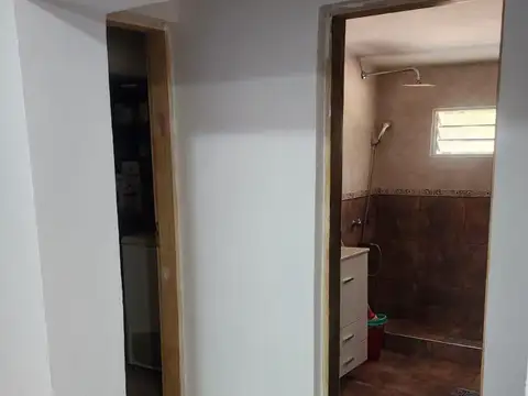 Casa mas departamento a la venta en Bialet Masse. (C444)