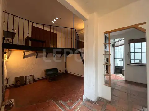 Depto Tipo Casa en Venta 60 años