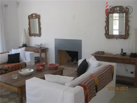 Casa en Alquiler de 4 dormitorios