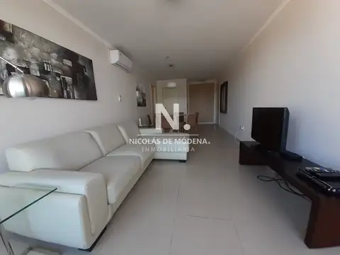 Excelente apto 2 dormitorios en venta en Ocean Drive. Punta del Este