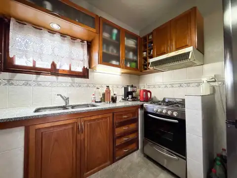 Depto Tipo Casa 4 ambientes con 1 baño