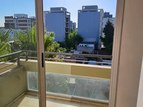 DEPARTAMENTO DOS AMBIENTES - EN ALQUILER - MORON